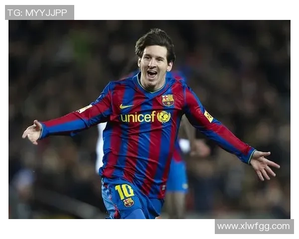 足球巨星潮流穿搭迷彩服造型集锦展现个性与力量