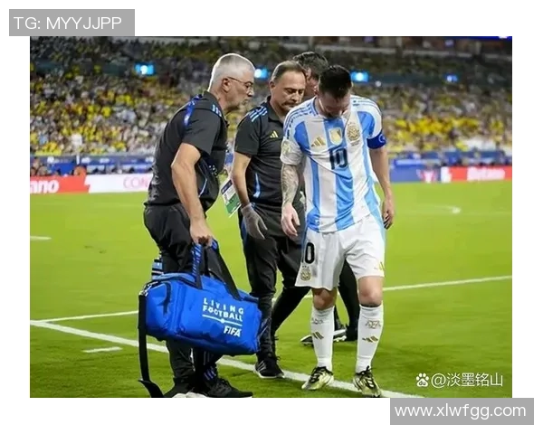 足球球星醉态尽显挑战自我 极限饮酒视频引发球迷热议